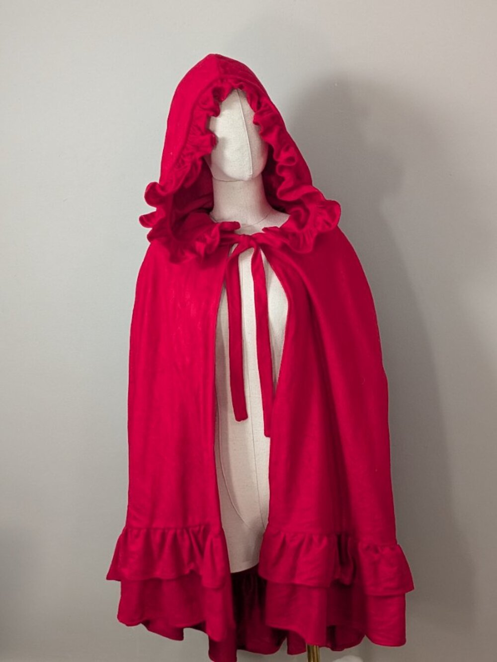 Red Riding Hood Cloak Handmade - Picture 8 of 10